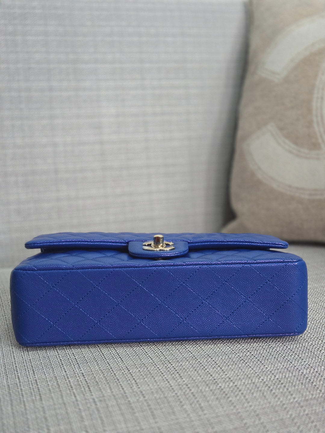 Chanel series 31 Iridescent Cobalt Blue Caviar Medium ML Timeless Classic Double Flap Bag with Champagne GHW