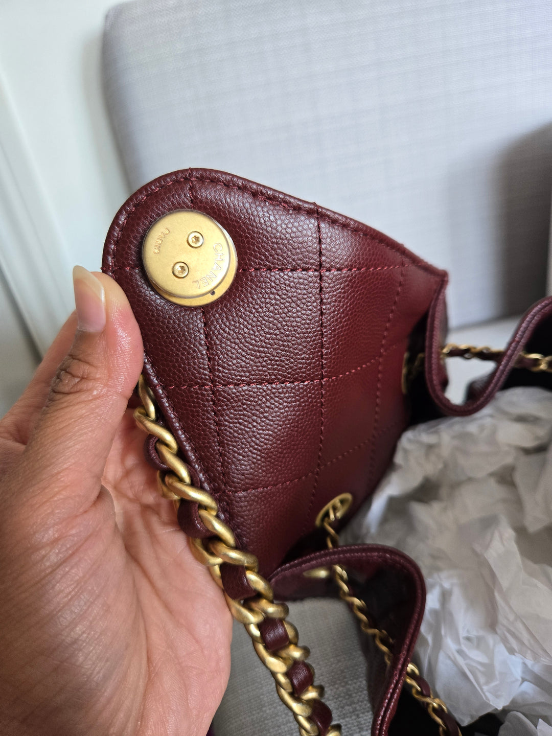 CHANEL 25 size SMALL from 25A 2025 Metiers d'art Collection BURGUNDY caviar aged GHW Hobo Bag