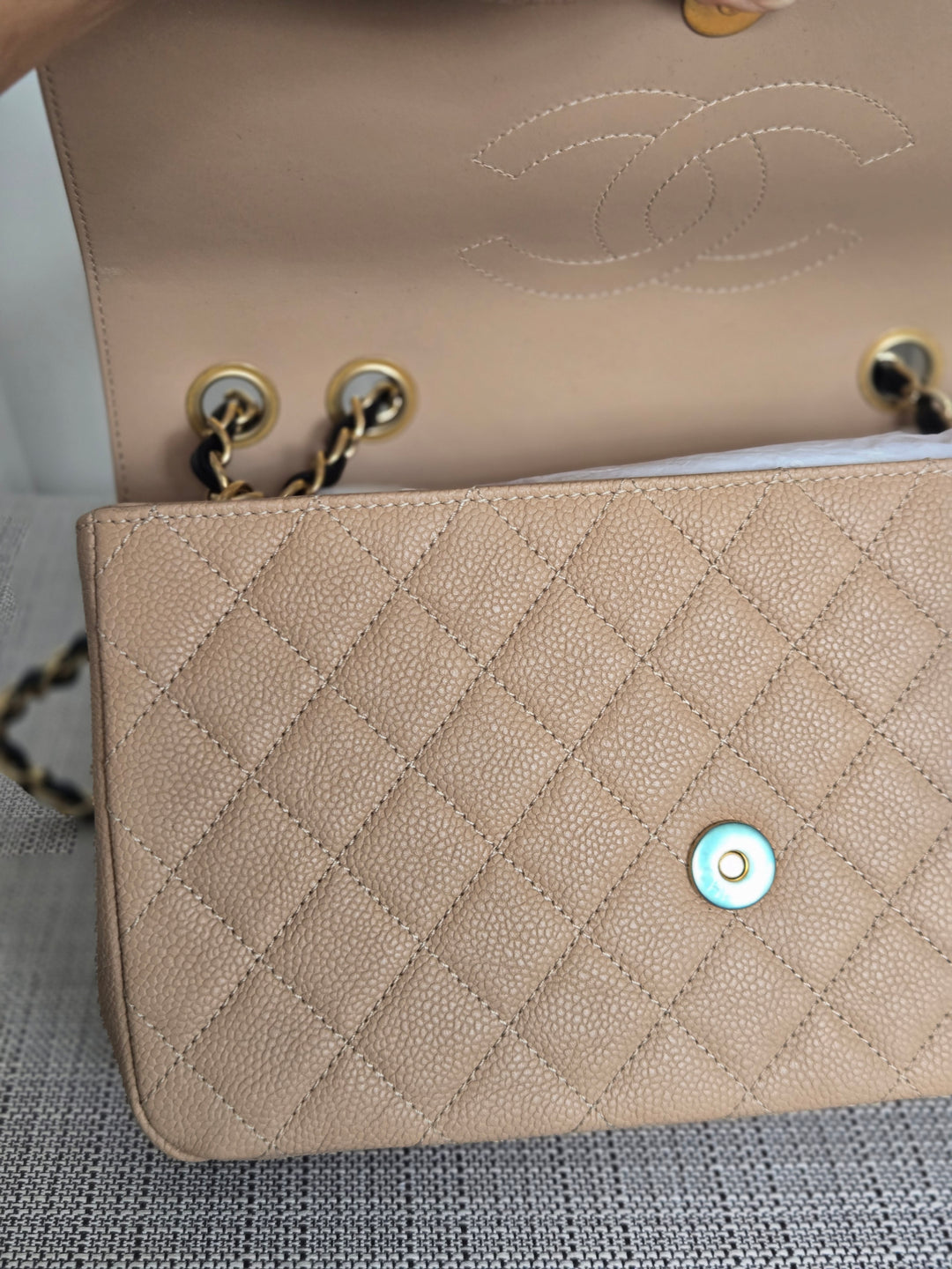 CHANEL Beige & Black Filigree Aged GHW Magnetic Closure Flap Bag size Medium 10 inches