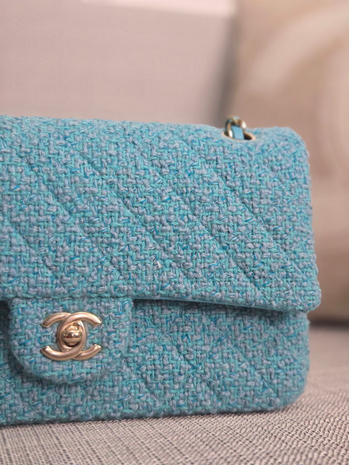 Chanel 22B 2022 Fall/Winter Collection Turquoise Blue Tweed Medium ML Timeless Classic Double Flap Bag with Champagne GHW