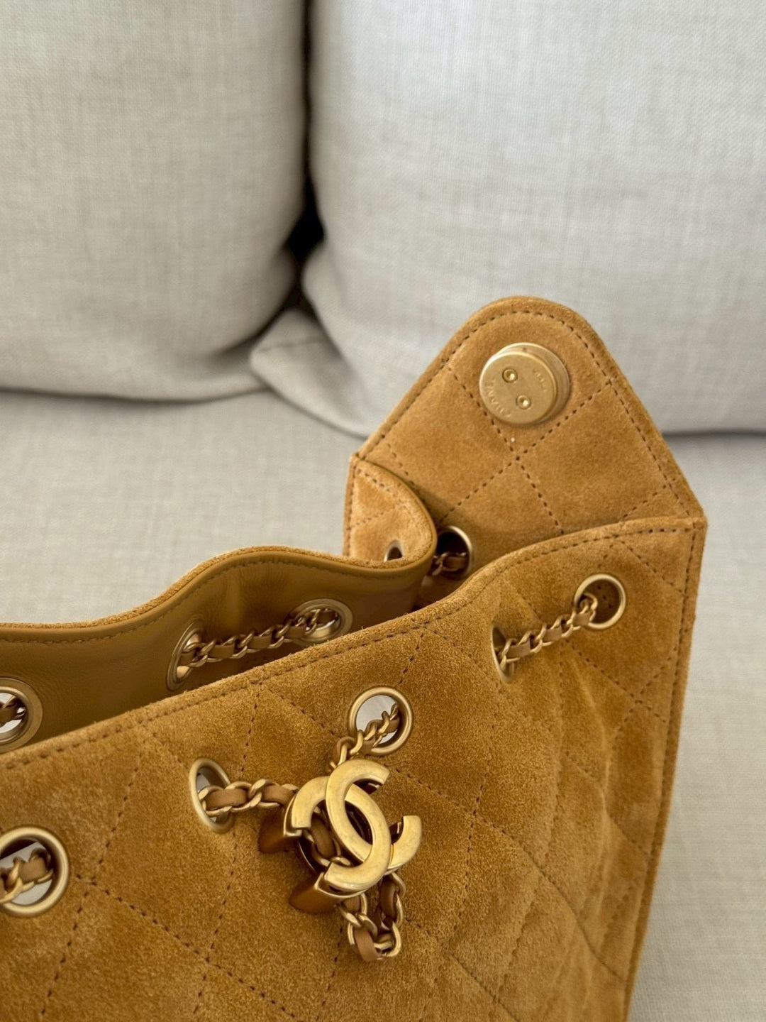 CHANEL 26C Camel Suede Aged GHW Mini 25 Hobo Bag