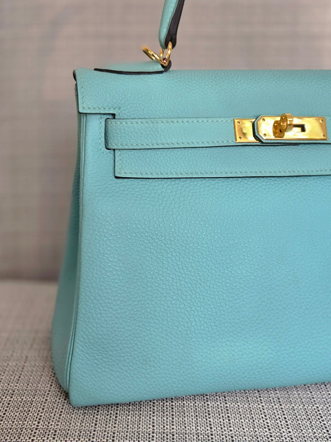 Hermes Kelly 28 in Bleu Atoll Togo Leather GHW