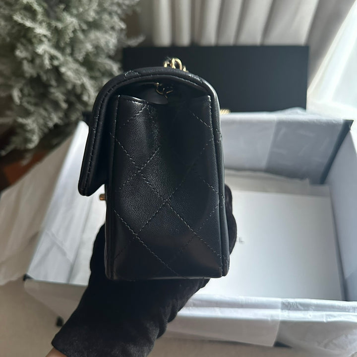 CHANEL Black Lambskin LGHW Mini Rectangular Flap Bag