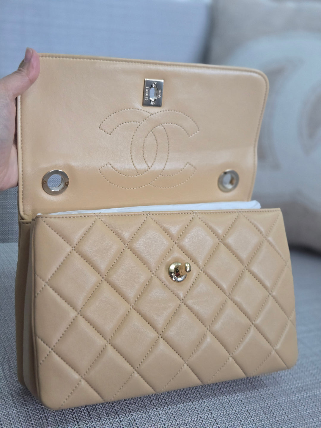 Chanel series 26 2018 Beige Lambskin Trendy CC Flap Bag with Top Handle Size Small with Champagne GHW and detachable Shoulder strap