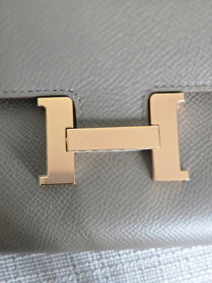 Hermes Constance to Go Long Wallet in Gris Etain Epsom Leather GHW Stamp Z 2021