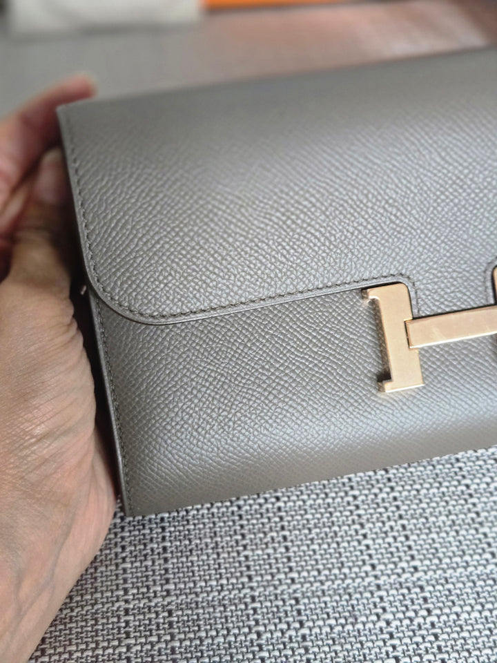 Hermes Constance to Go Long Wallet in Gris Etain Epsom Leather GHW Stamp Z 2021