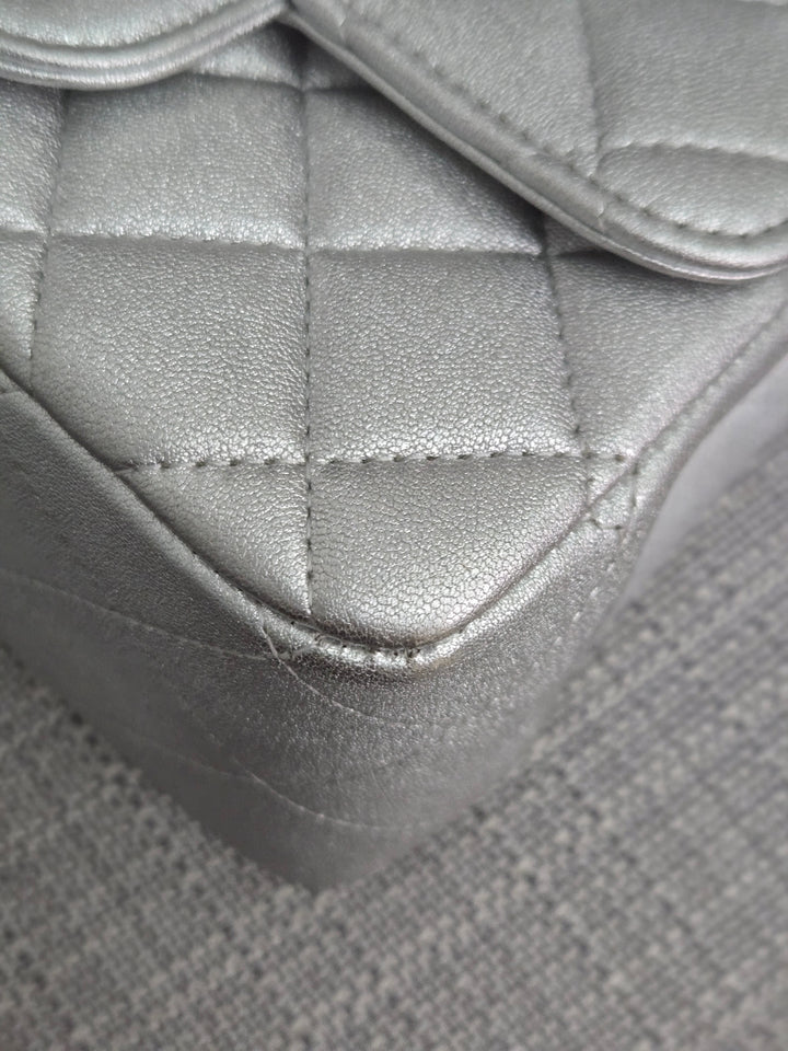 Chanel Series 31 21P 2021 Pre Spring/Summer Collection Iridescent Silver lambskin SHW Square Mini Flap Bag