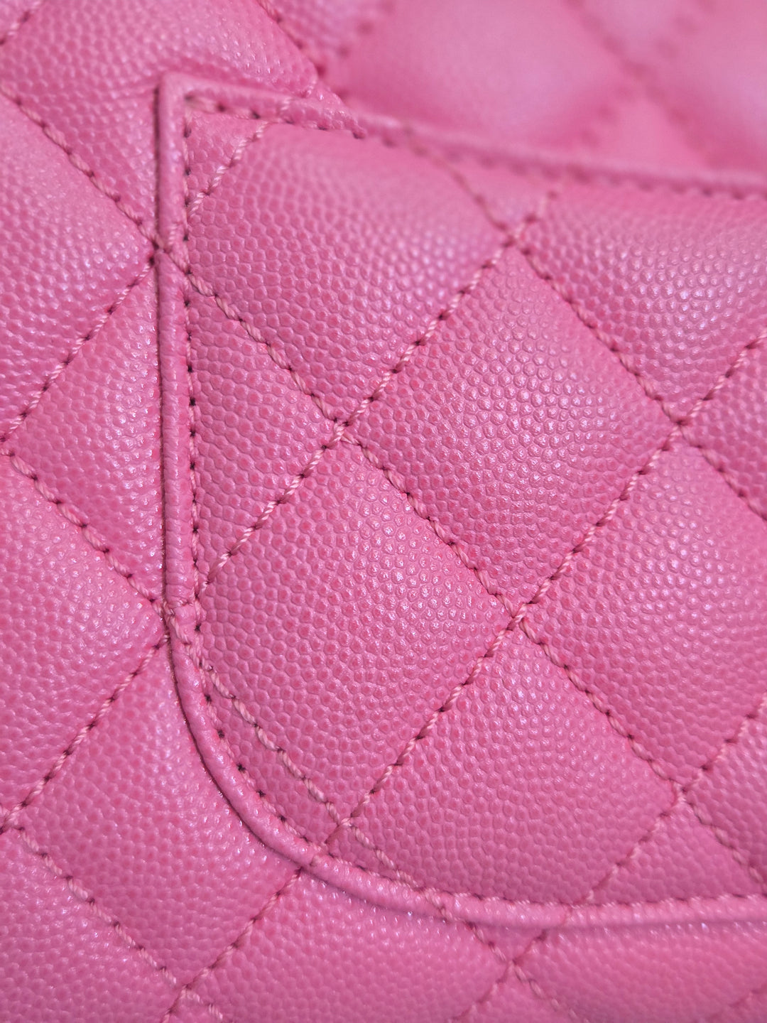Chanel series 31 21P 2021 Pre Spring/Summer Collection Pink Caviar Coco Handle Flap Bag with Top Handle and Detachable Strap size Small