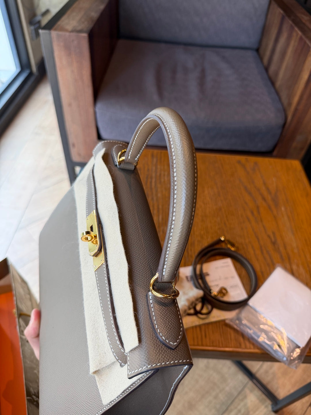 Hermes Kelly 28 Etoupe Epsom Leather Sellier GHW Stamp Y 2020