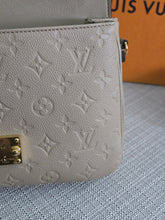 Load image into Gallery viewer, Louis Vuitton LV Pochette Metis Turtledove/Dune Emprinted Leather
