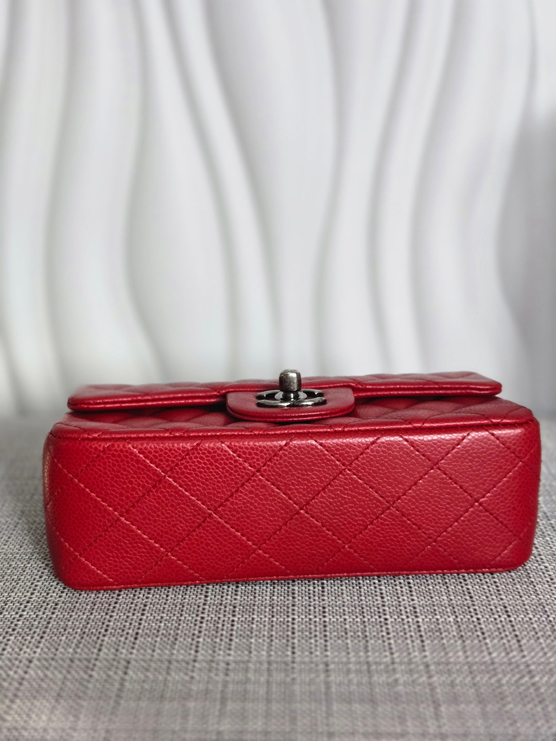 CHANEL series 21 15B collection Red lipstick caviar Ruthenium Hardware Mini Rectangular Flap Bag 2015 15B collection