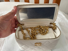 Load image into Gallery viewer, CHANEL 2023 23P Collection White Caviar Sweetheart Adjustable chain Small vanity Case with Aged GHW
