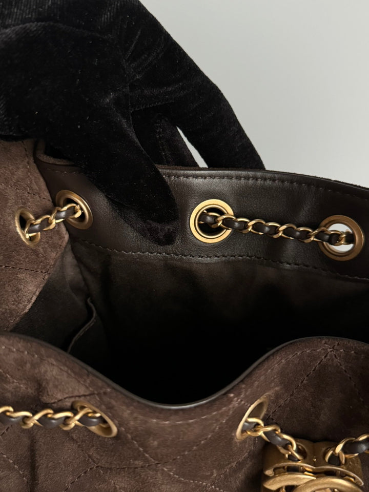 CHANEL 26C 2025/2026 Brown Suede Leather Aged GHW 25 Hobo Bag size Small