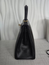 Load image into Gallery viewer, Hermes Noir/Black Epsom Leather GHW Kelly 28 stamp N 2010
