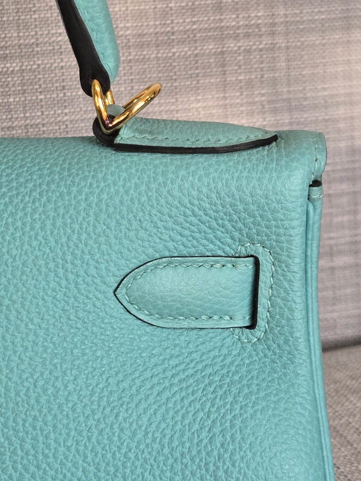 Hermes Kelly 28 in Bleu Atoll Togo Leather GHW