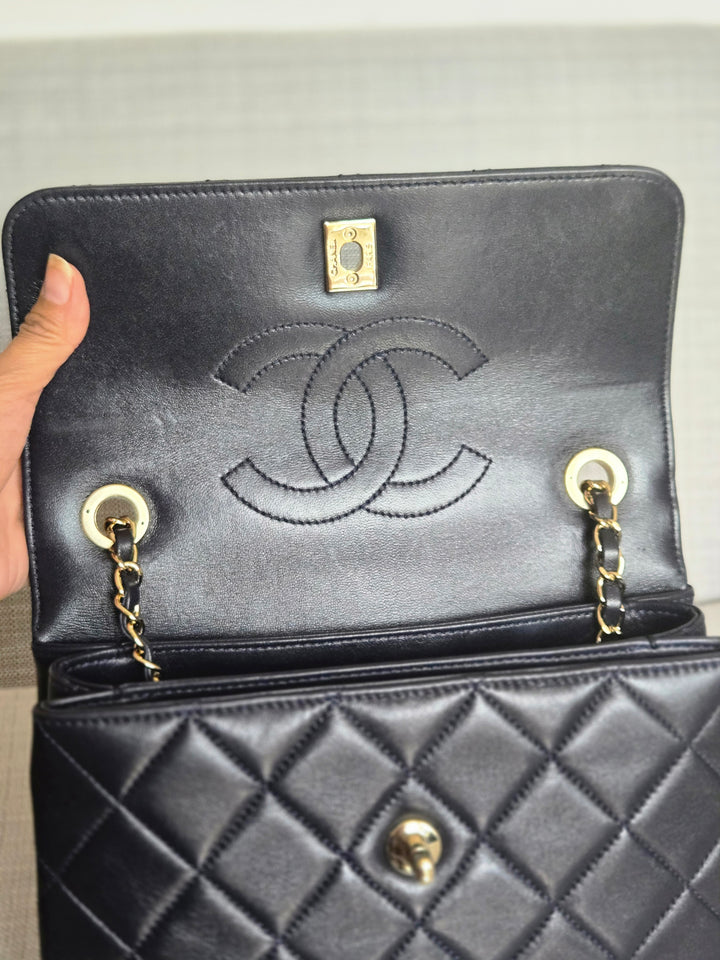 Chanel series 28 2019 Navy Lambskin Champagne GHW Trendy CC Flap Bag size Small with Detachable Strap