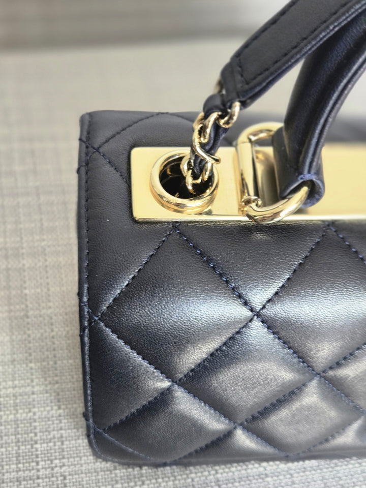 Chanel series 28 2019 Navy Lambskin Champagne GHW Trendy CC Flap Bag size Small with Detachable Strap