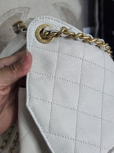 Load image into Gallery viewer, Chanel 25 White Caviar Aged GHW Hobo Bag size Medium with Detachable Pouch

