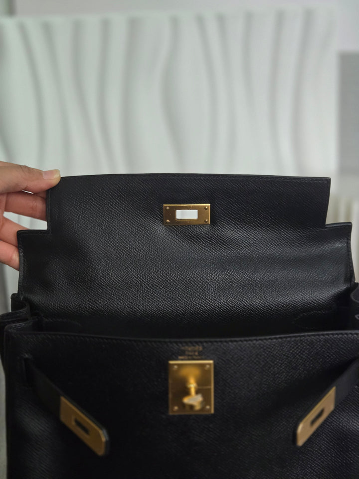 Hermes Noir/Black Epsom Leather GHW Kelly 28 stamp N 2010