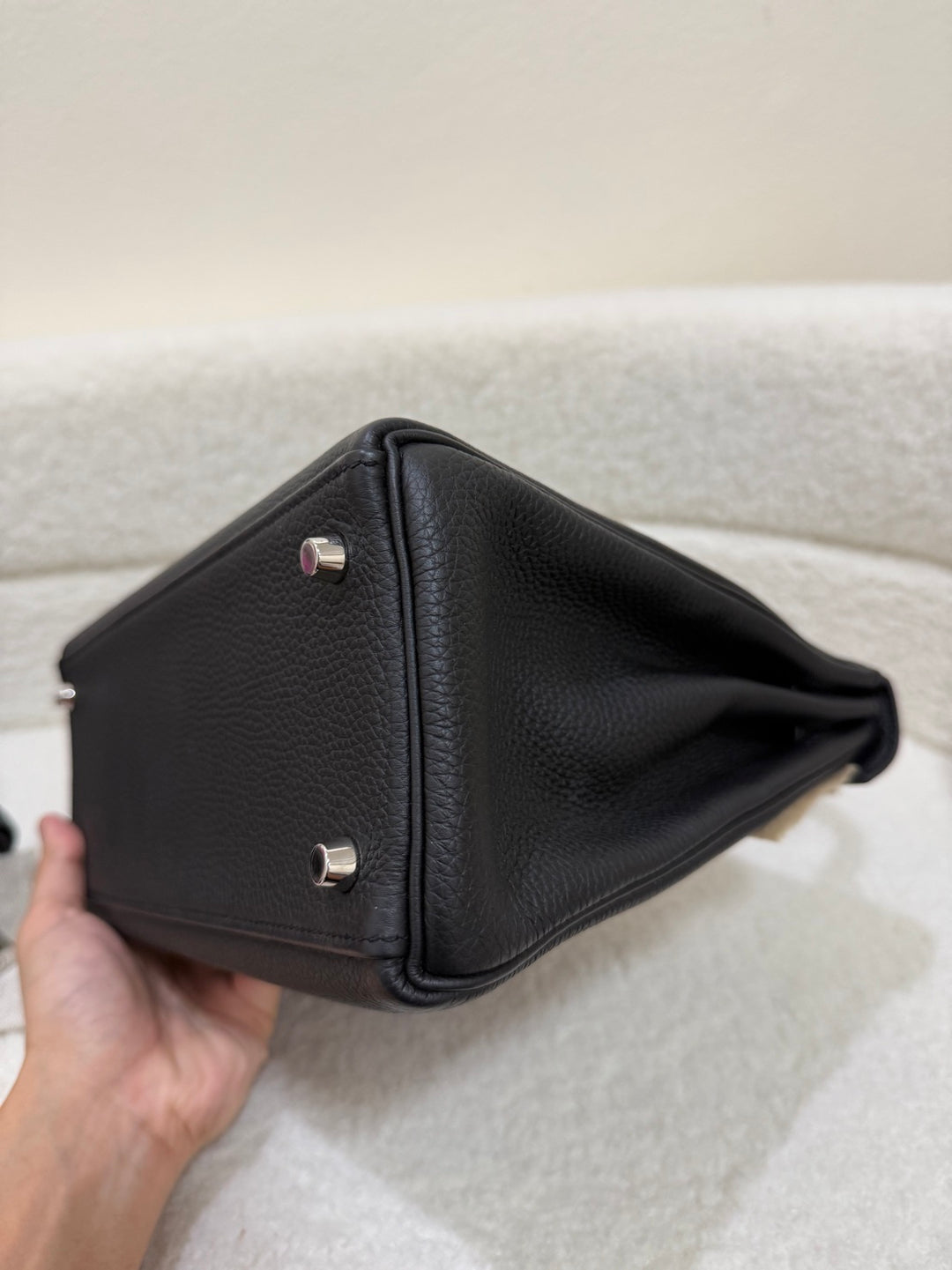 Hermes Kelly 28 Black Noir Retourne Togo Leather PHW Stamp R 2014