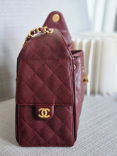 Load image into Gallery viewer, CHANEL 25 Size SMALL 25A 2025 Metiers d&#39;art Collection BURGUNDY caviar aged GHW Hobo Bag
