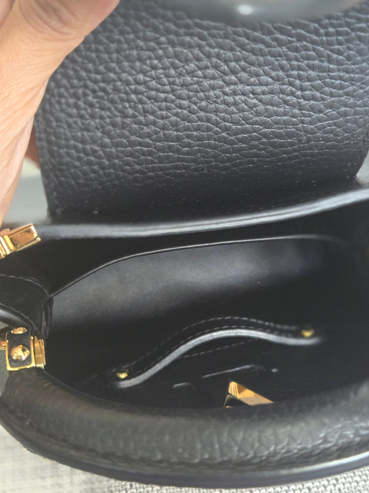 LOUIS VUITTON LV Capucines Mini Flower Crown Line in Black Taurillon Leather with detachable strap 2023