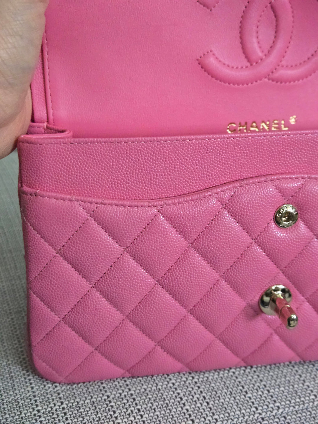 Chanel 21P 2021 Pre spring/summer collection Pink Caviar Champagne GHW 11.12 Timeless Classic Medium ML Double Flap Bag