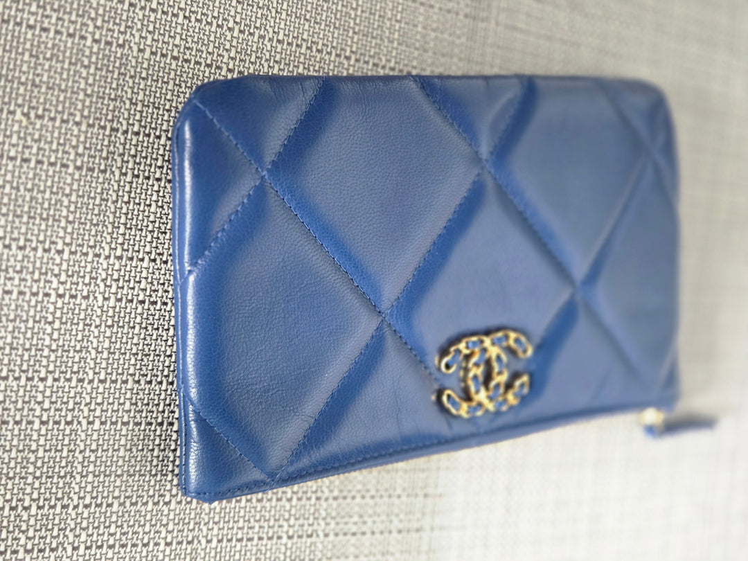 Chanel series 29 Blue goatskin GHW Small O Case/Pouch 8 inches