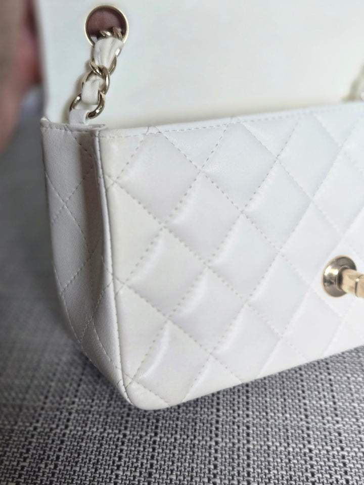 CHANEL series 23 2016 White Lambskin LGHW Mini Rectangular Flap Bag