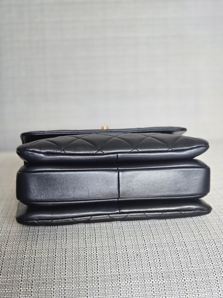 Chanel series 28 2019 Navy Lambskin Champagne GHW Trendy CC Flap Bag size Small with Detachable Strap