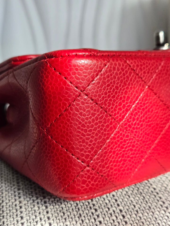 CHANEL series 21 15B collection Red lipstick caviar Ruthenium Hardware Mini Rectangular Flap Bag 2015 15B collection