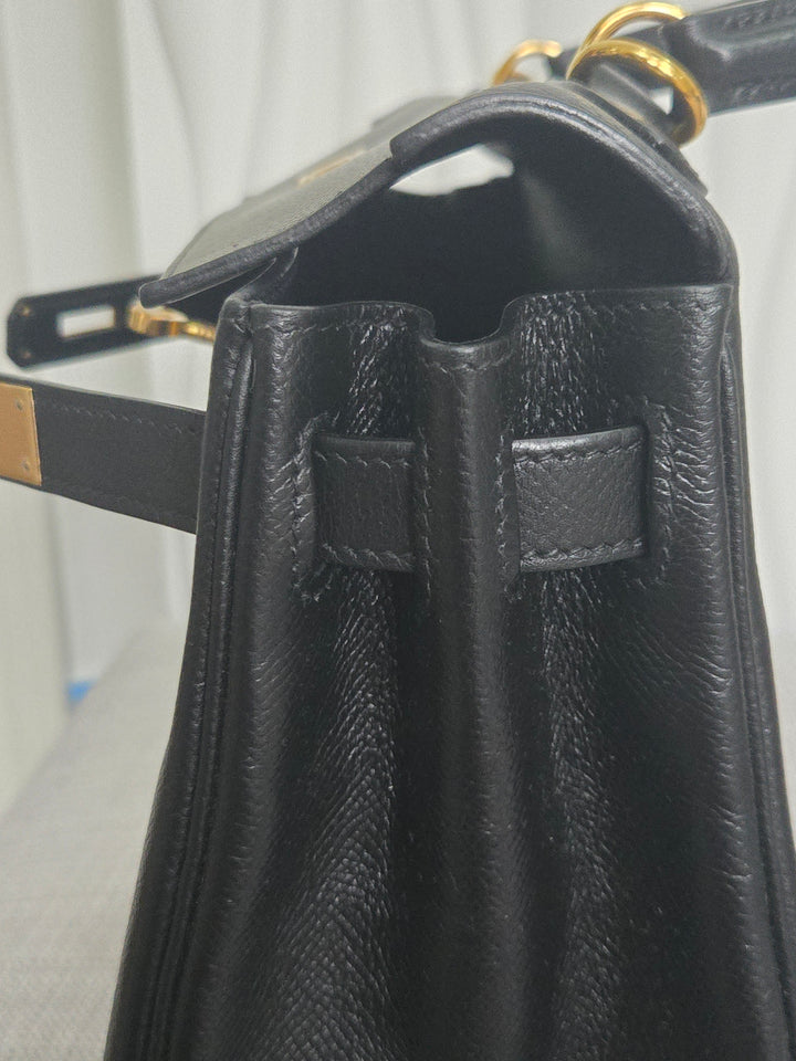Hermes Noir/Black Epsom Leather GHW Kelly 28 stamp N 2010