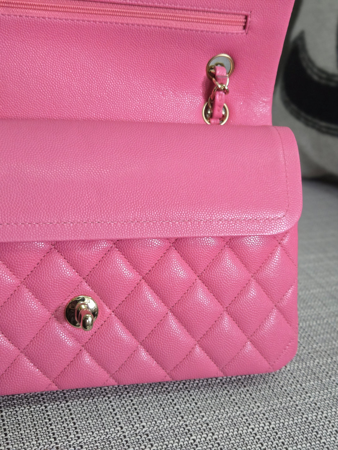Chanel 21P 2021 Pre spring/summer collection Pink Caviar Champagne GHW 11.12 Timeless Classic Medium ML Double Flap Bag