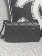 Load image into Gallery viewer, Chanel series 31 21C 2021 Cruise Collection My Everything Black Caviar So Black Hardware Seasonal Flap Bag
