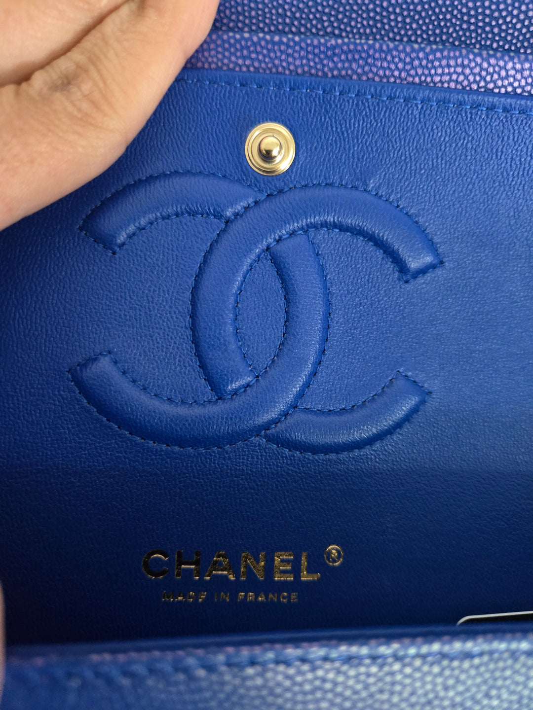 Chanel series 31 Iridescent Cobalt Blue Caviar Medium ML Timeless Classic Double Flap Bag with Champagne GHW