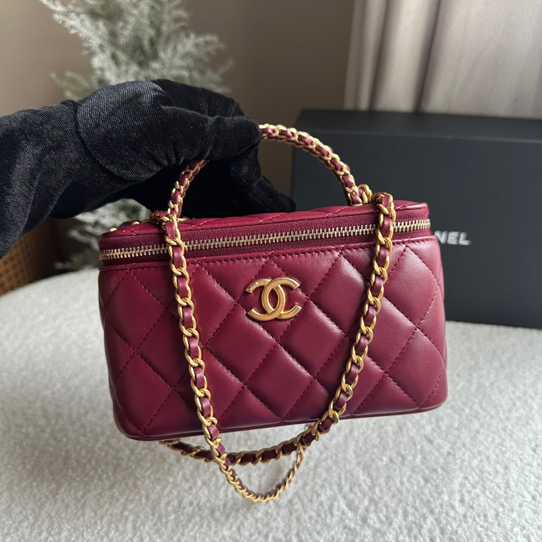 CHANEL 22K collection Burgundy Lambskin aged GHW Top Handle Vanity Case 2022