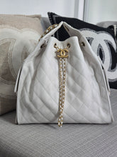 Load image into Gallery viewer, Chanel 25 White Caviar Aged GHW Hobo Bag size Medium with Detachable Pouch
