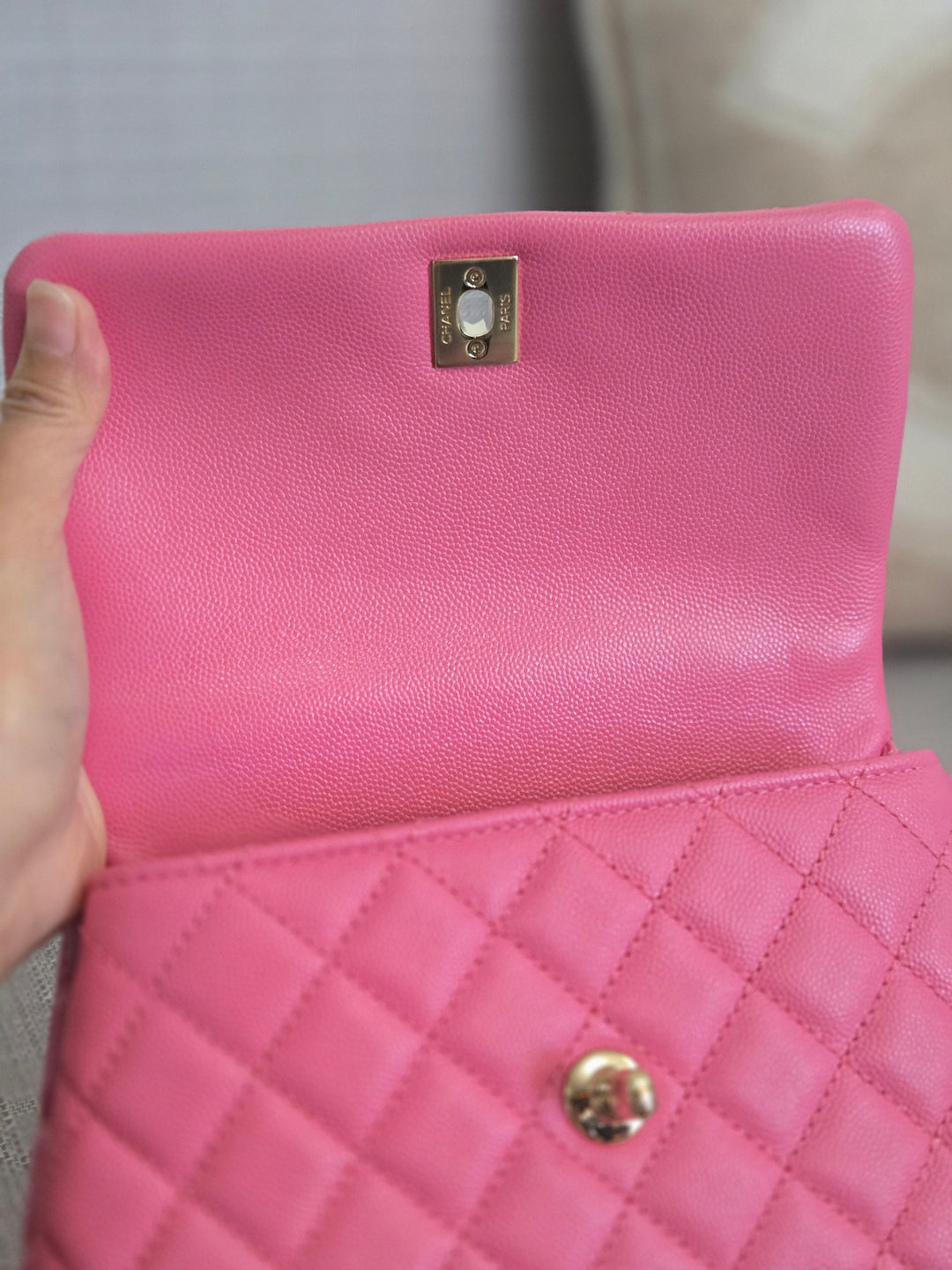 Chanel series 31 21P 2021 Pre Spring/Summer Collection Pink Caviar Coco Handle Flap Bag with Top Handle and Detachable Strap size Small