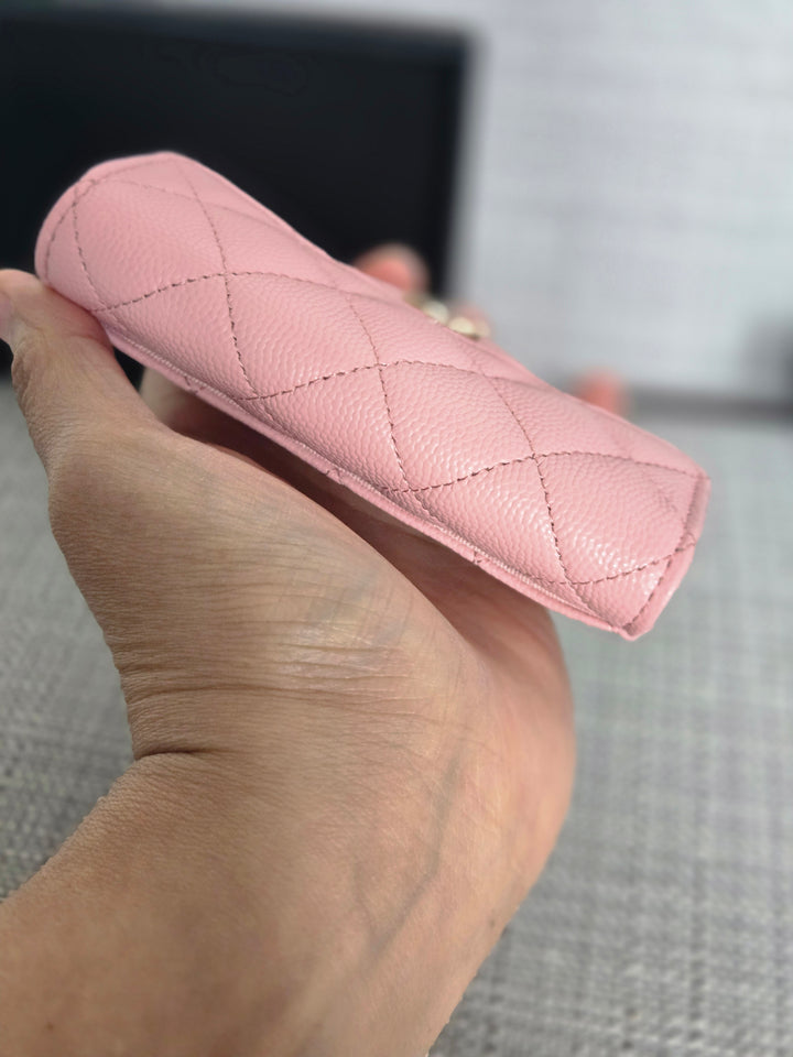 Chanel series 31 2021/2022 22C Pink Caviar LGHW Flap card holder