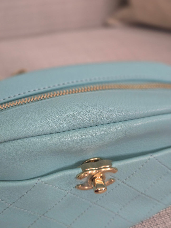 Chanel Series 26 2018/2019 19C Tiffany Blue Calfskin Casual Trip Camera Case Bag with Champagne GHW