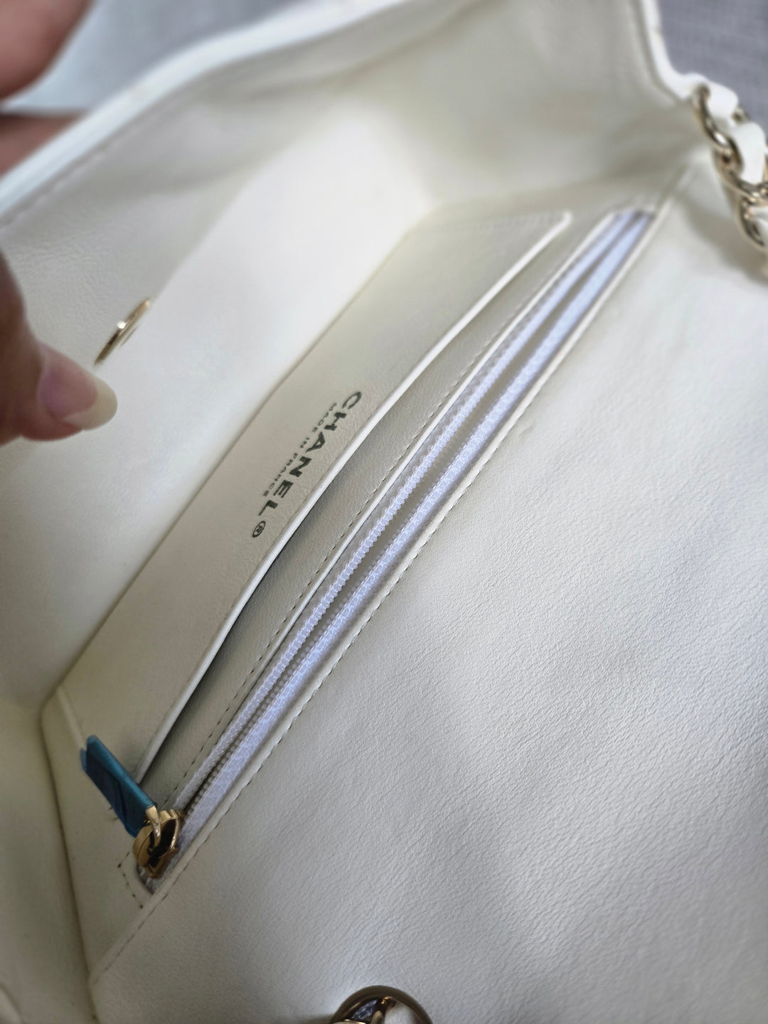 CHANEL series 23 2016 White Lambskin LGHW Mini Rectangular Flap Bag