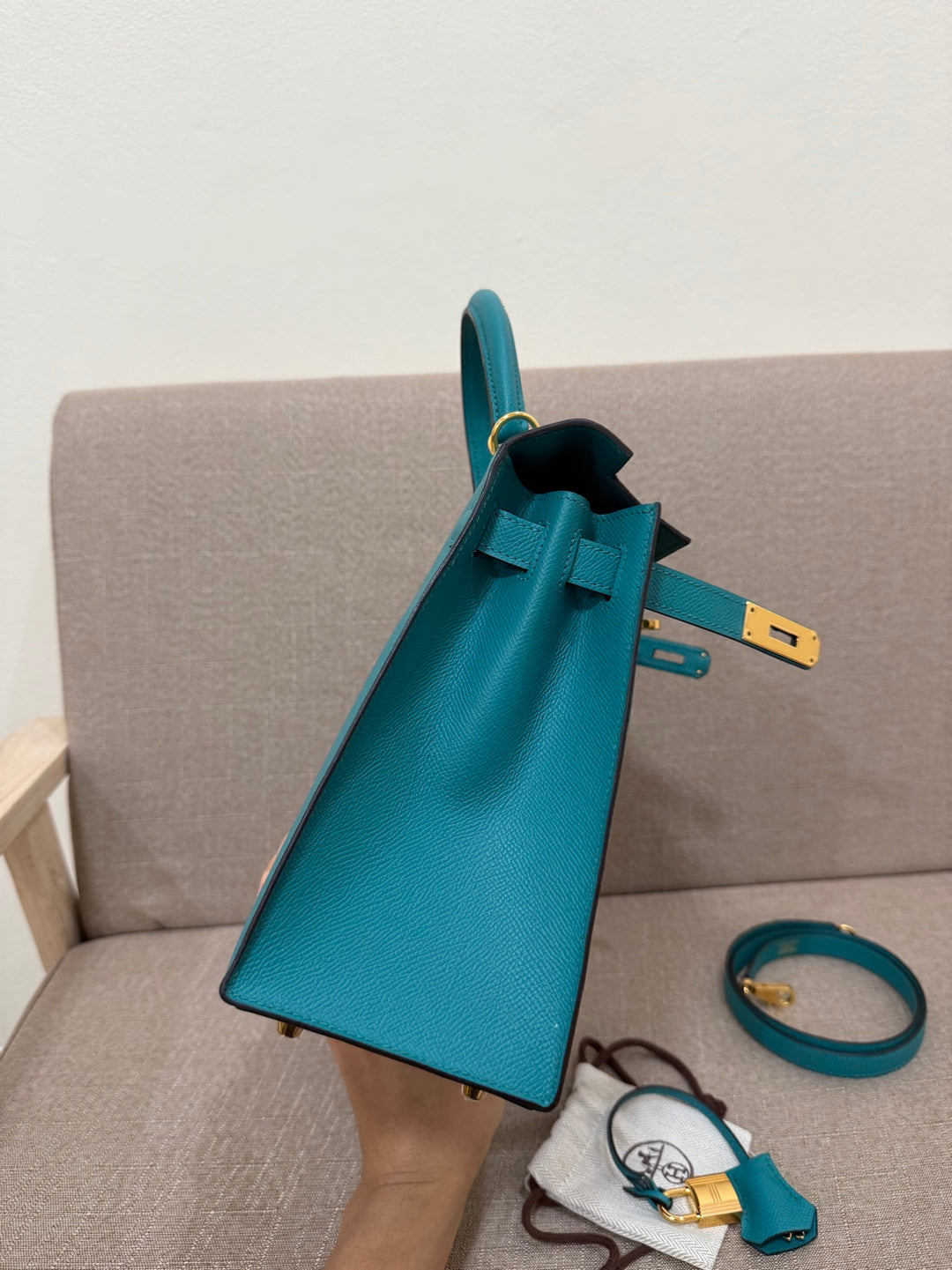 Hermes Kelly 28 in Bleu Paon Epsom Sellier Leather GHW Stamp D 2019