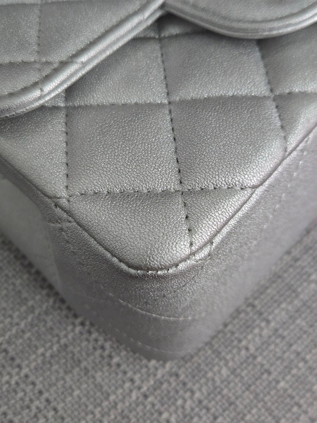 Chanel Series 31 21P 2021 Pre Spring/Summer Collection Iridescent Silver lambskin SHW Square Mini Flap Bag