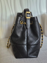 Load image into Gallery viewer, CHANEL 25A collection 2025 Black All Leather Calf skin Hobo Bag size Small
