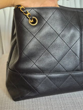 Load image into Gallery viewer, CHANEL 25A collection 2025 Black All Leather Calf skin Hobo Bag size Small

