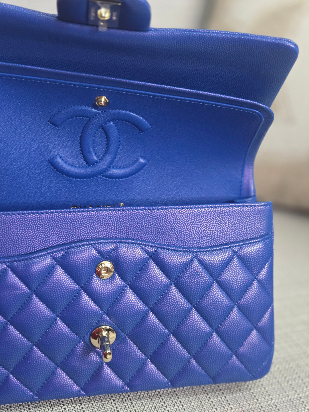 Chanel series 31 Iridescent Cobalt Blue Caviar Medium ML Timeless Classic Double Flap Bag with Champagne GHW
