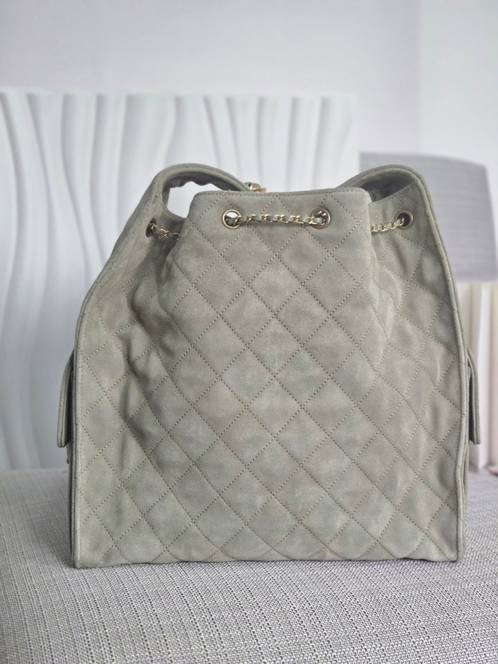 CHANEL 25C collection 2024/2025 cruise collection Khaki Suede Aged GHW 25 Hobo Bag size Medium