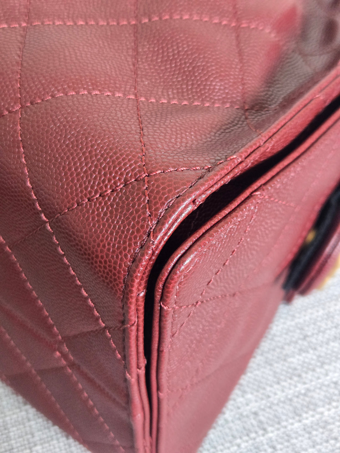 CHANEL 25 size SMALL from 25A 2025 Metiers d'art Collection BURGUNDY caviar aged GHW Hobo Bag