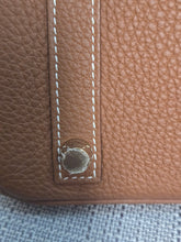 Load image into Gallery viewer, HERMES Birkin 25 Gold Togo Leather GHW Stamp X 2016
