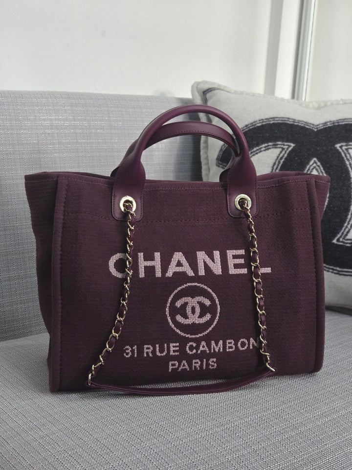 Chanel 24B 2024 Fall/Winter Collection Burgundy Tweed Deauville Tote with Leather top handle size small and Detachable pouch